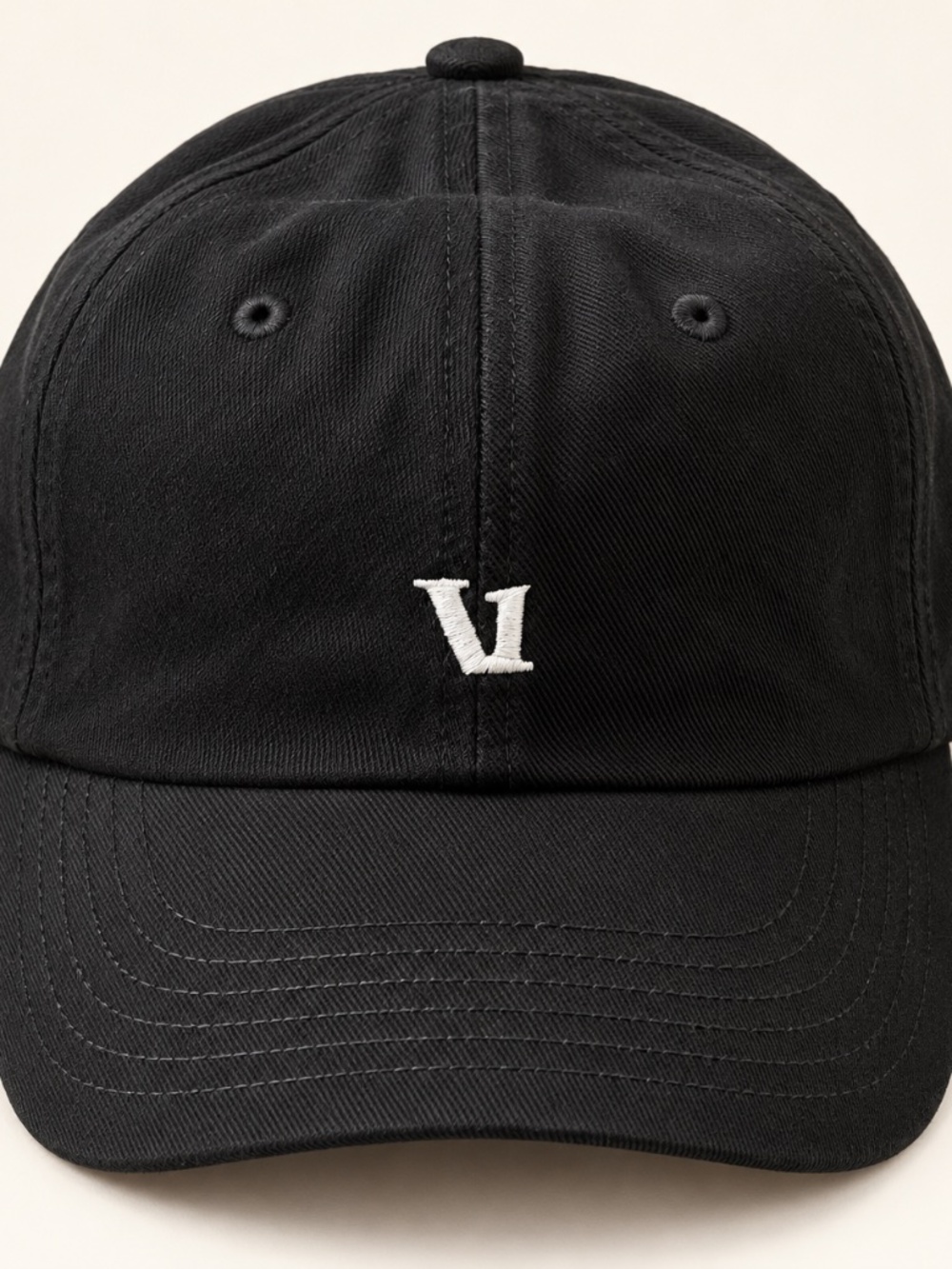 Vuori Dad Hat Black Cotton Baseball Cap-Uni Sex Style